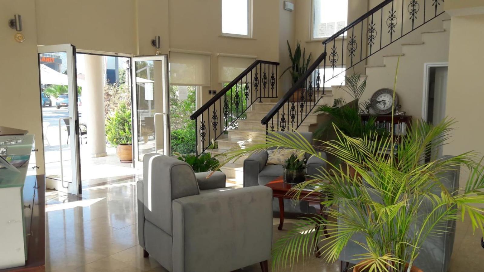 The Prince Inn Hotel & Villas Agios Georgios  Extérieur photo