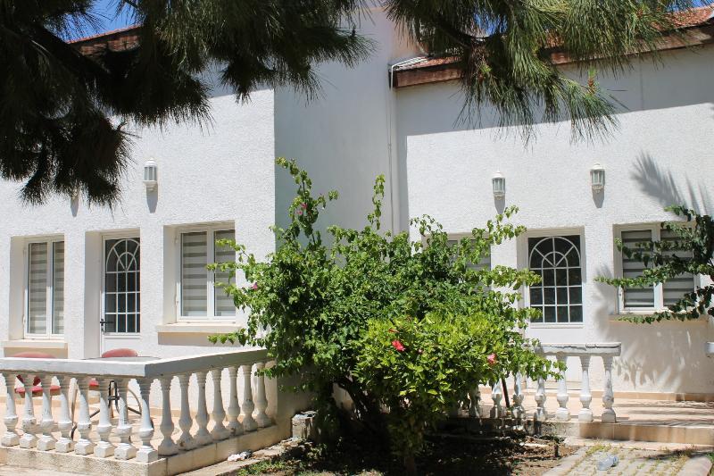 The Prince Inn Hotel & Villas Agios Georgios  Extérieur photo