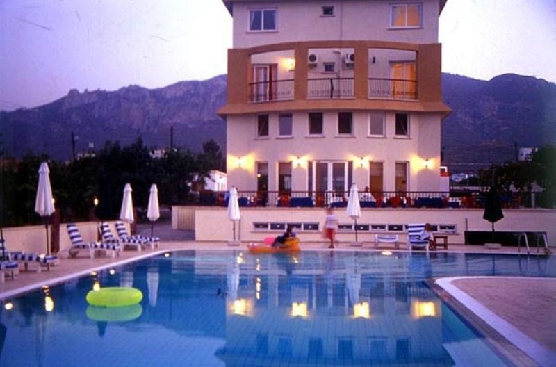 The Prince Inn Hotel & Villas Agios Georgios  Extérieur photo